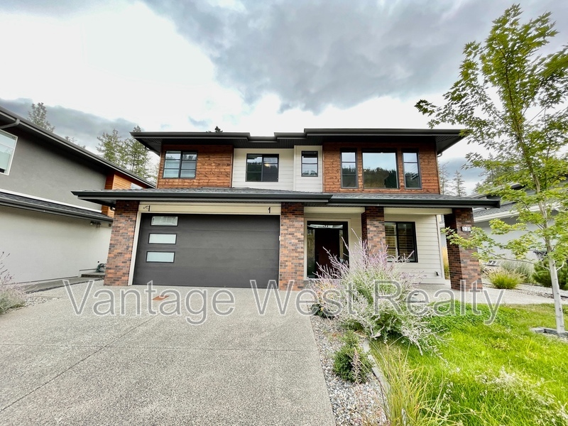 37-37 Forest Edge Dr in Kelowna, BC - Building Photo