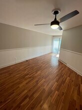 124 Biruta St, Unit A5 in New Britain, CT - Foto de edificio - Building Photo