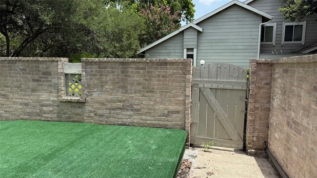 property at 12922 Wirevine Ln