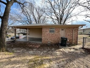 11121 Beverly Hills Dr in Little Rock, AR - Building Photo - Building Photo
