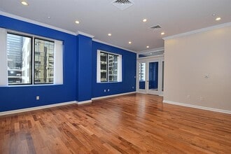 914 Main St in Houston, TX - Building Photo - Building Photo