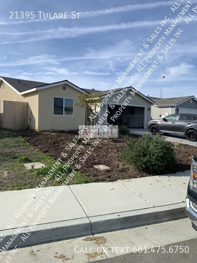 property at 21395 Tulare St