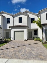 23034 SW 130th Ave in Miami, FL - Building Photo - Building Photo