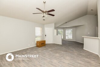 1104 Maplewood Ln in Crowley, TX - Foto de edificio - Building Photo