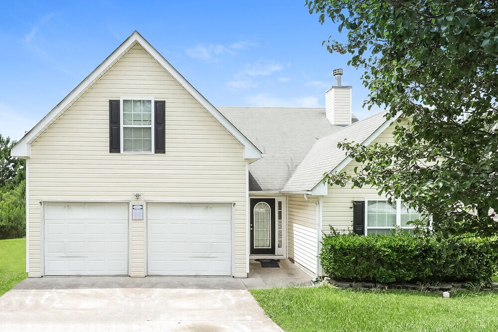 5285 Cattail Ln in College Park, GA - Building Photo