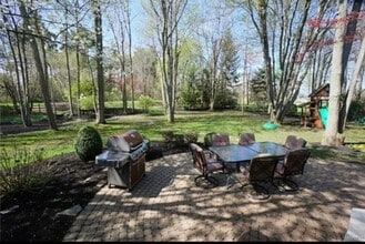 62 Pinelake Dr in Buffalo, NY - Building Photo - Building Photo