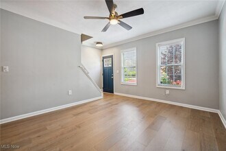 915 Fruit Ave in Cleveland, OH - Building Photo - Building Photo