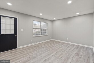 54 Ray Ave in Aberdeen, MD - Building Photo - Building Photo