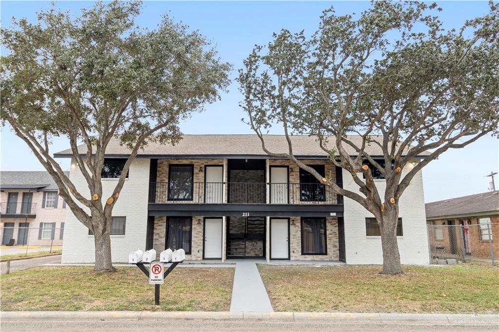 211 Gastel Cir in Edinburg, TX - Building Photo