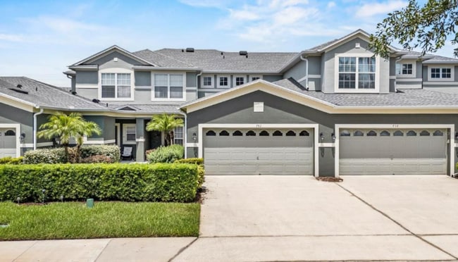 742 Featherstone Ln in Lake Mary, FL - Foto de edificio - Building Photo