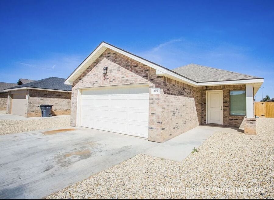 315 E 77th St in Lubbock, TX - Building Photo