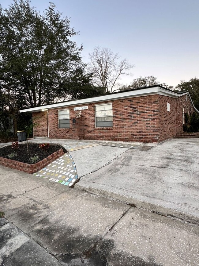 property at 4213 Etta St