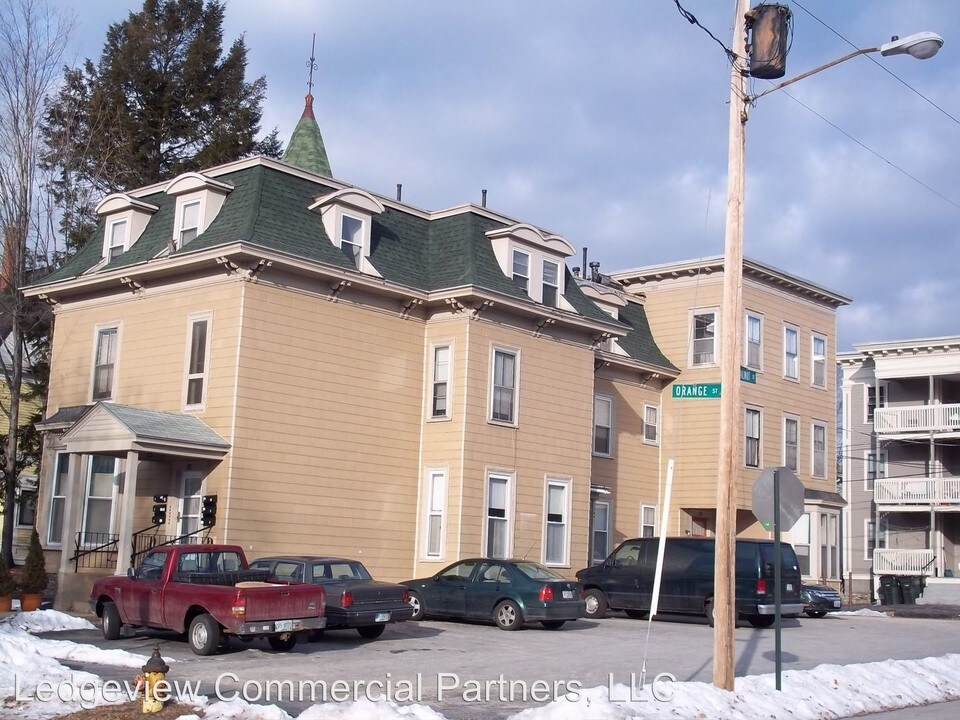160 Orange St in Manchester, NH - Building Photo