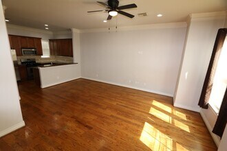 2318 Naomi St in Houston, TX - Building Photo - Building Photo