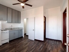 1218 N School St in Honolulu, HI - Building Photo - Building Photo