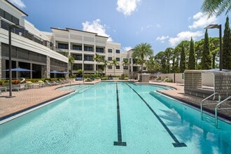 Central Gardens Grand in Palm Beach Gardens, FL - Foto de edificio - Building Photo