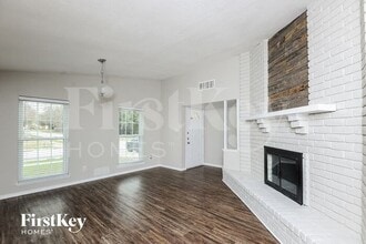 4201 Yellowleaf Dr in Fort Worth, TX - Building Photo - Building Photo