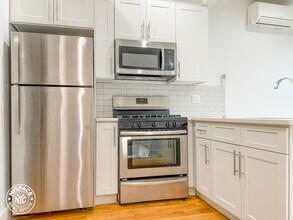 225 Howard Ave, Unit 6R in Brooklyn, NY - Building Photo - Building Photo