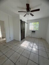 1563 SW 2nd St in Miami, FL - Building Photo - Building Photo
