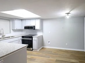 102 Westcliff Cir in Warner Robins, GA - Building Photo - Building Photo