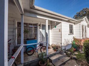 611 Soquel Ave in Santa Cruz, CA - Building Photo - Building Photo