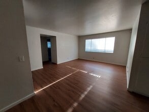 418 Hazel St in Chico, CA - Building Photo - Building Photo