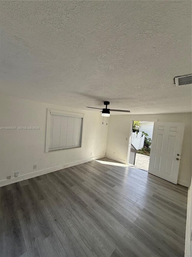 2238 NW 5th St in Miami, FL - Building Photo - Building Photo