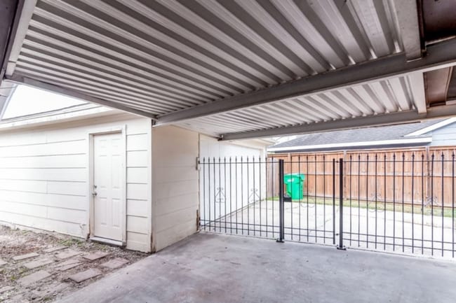 10123 Sagerock Dr in Houston, TX - Building Photo - Building Photo