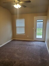 5210 Oakwood Villa Ct in Bethany, OK - Building Photo - Building Photo