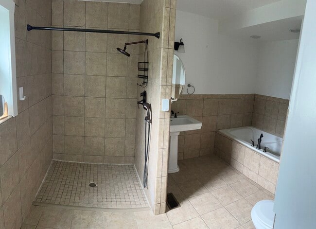 93 E 100 S in Hyde Park, UT - Building Photo - Building Photo