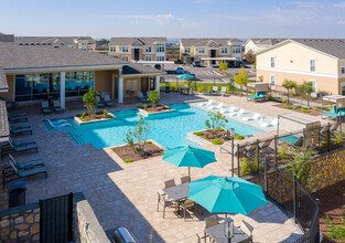 Ridgeline West in El Paso, TX - Foto de edificio - Building Photo