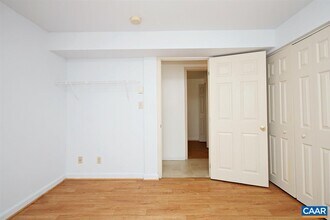 124 Thomas Dr in Charlottesville, VA - Building Photo - Building Photo