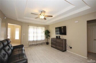 15 Flamingo Ave in McAllen, TX - Building Photo - Building Photo