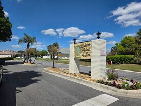 1632 Tudor Ln in Tavares, FL - Building Photo