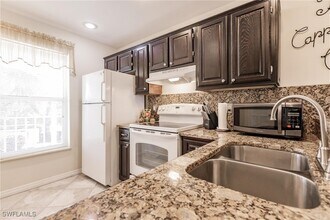 1315 Mainsail Dr in Naples, FL - Building Photo - Building Photo