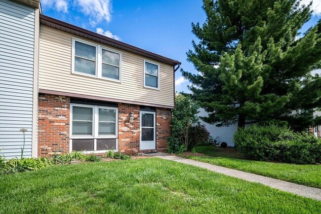 7504 Stonetrail Way in Reynoldsburg, OH - Building Photo - Building Photo