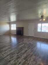 18058 W Bradbury Rd in Turlock, CA - Building Photo - Building Photo