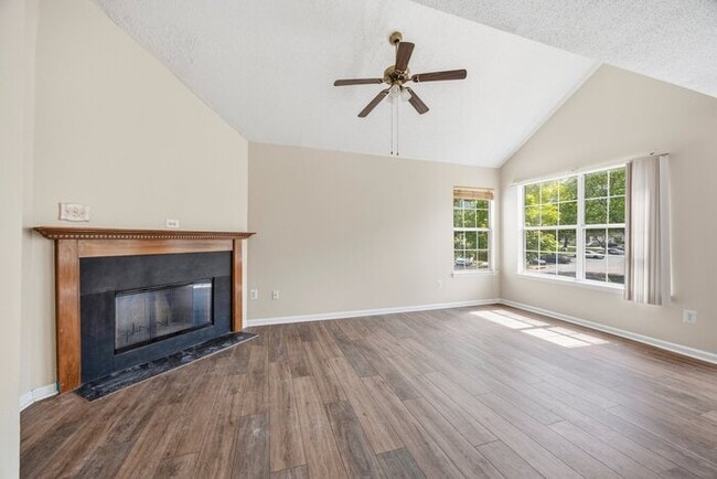 14053 Vista Dr in Laurel, MD - Building Photo - Building Photo