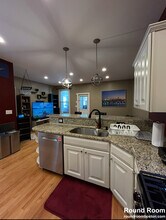 127 Cottage St, Unit 1 in Boston, MA - Foto de edificio - Building Photo