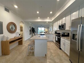 14071 Heritage Landing Blvd, Unit 325 in Punta Gorda, FL - Building Photo - Building Photo