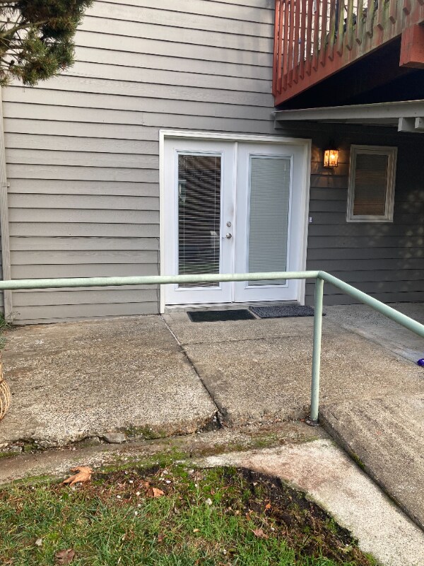 28707 13th Ave S in Federal Way, WA - Foto de edificio - Building Photo