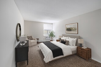 Montcalm Heights Apartments in Chicopee, MA - Foto de edificio - Building Photo