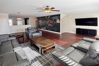 772 Liberty Commons Dr in Atlanta, GA - Building Photo - Building Photo