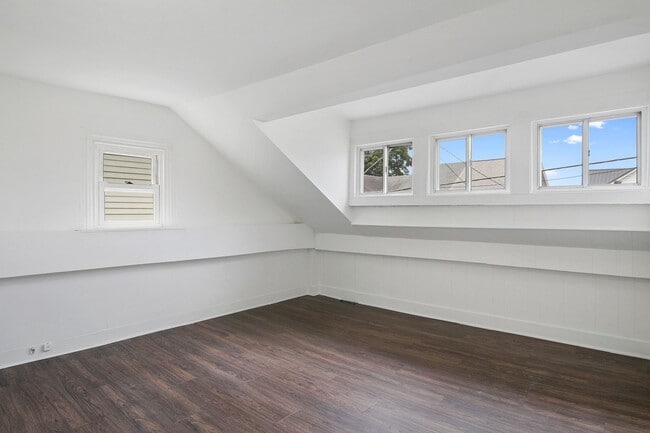 property at 562 N Union St