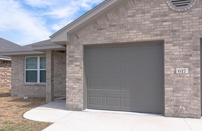 617 Lost Trl in Copperas Cove, TX - Foto de edificio - Building Photo