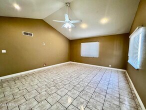 14624 Eston Pl in El Paso, TX - Building Photo - Building Photo