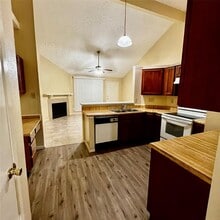 3830 Westheimer Pl Dr in Houston, TX - Building Photo - Building Photo