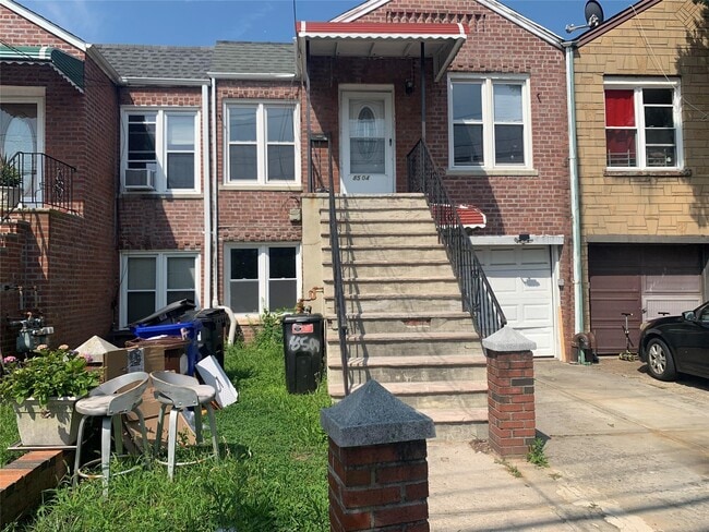 property at 85-04 Little Neck Pkwy