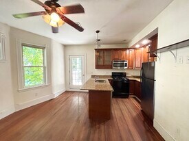 111 Hillside St, Unit 2T in Boston, MA - Building Photo