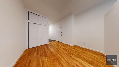 335 East 92 Street in New York, NY - Foto de edificio - Floor Plan